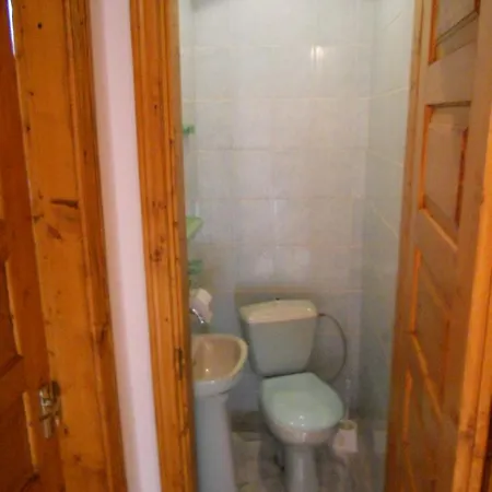 Casa de hóspedes House *